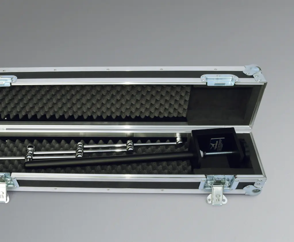T-200-Flight-Case-Alt-02.webp